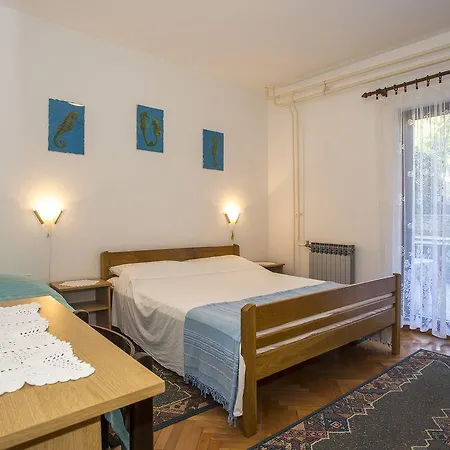 Silvana 51 Apartment Pula
