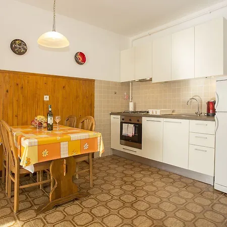 Silvana 51 Pula