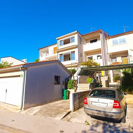 Apartment Silvana 51 Pula
